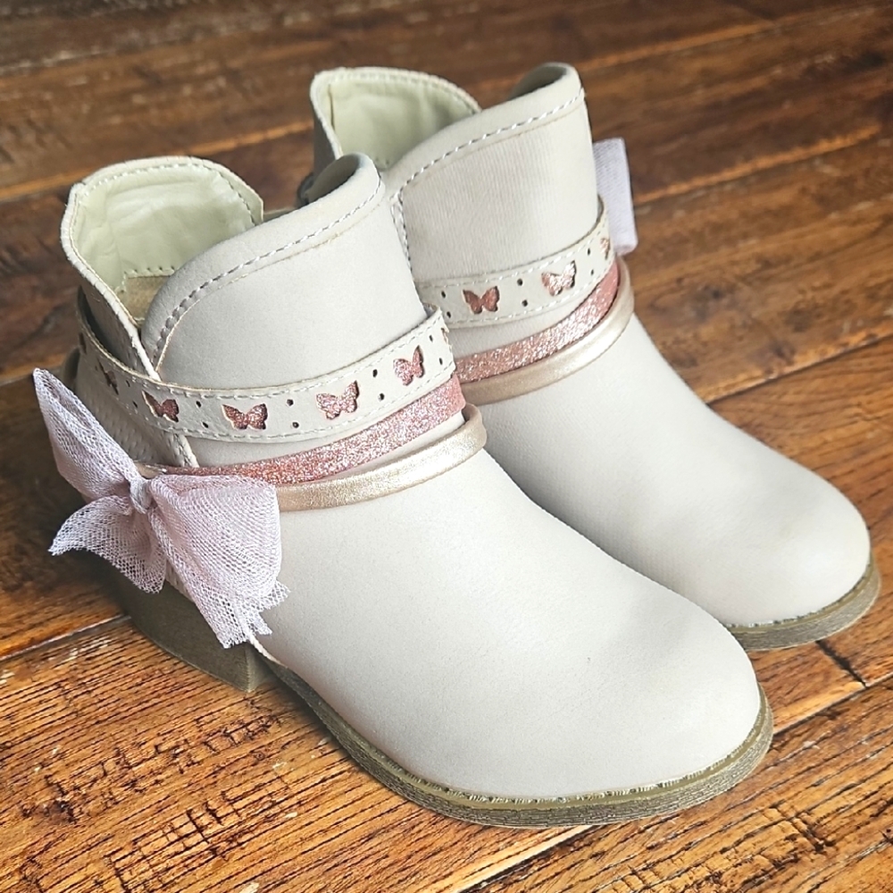 PopGirls Ankle Boots with Butterfly Design Size 11